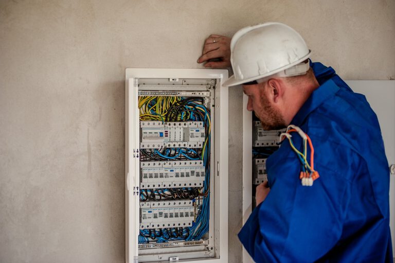 Instalacje elektryczne